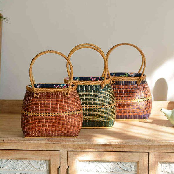 evening bag women handbags beaded charms ladies shoulder bag designer spring party female purses fashion chic sparkle girls clutch 20220607
evening bag women handbags beaded charms ladies shoulder bag designer spring party female purses fashion chic sparkle girls clutch 20220607