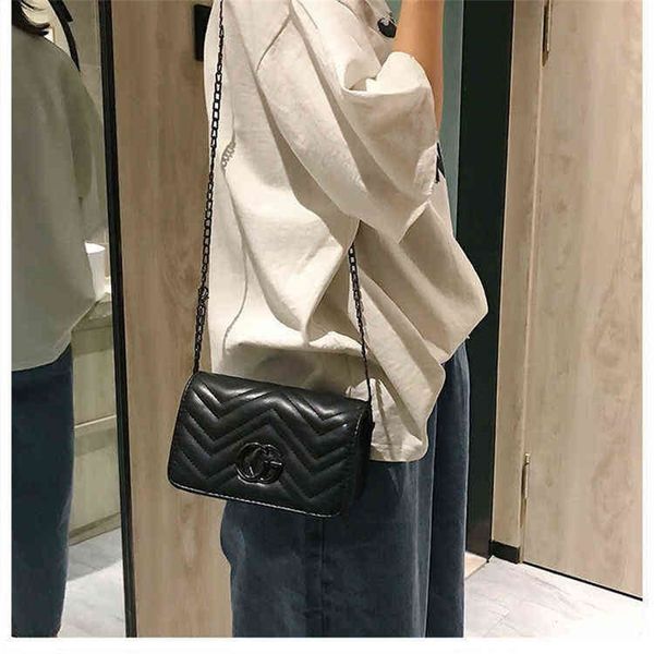 60% off factory store women's fashion lingge mini small fragrance one shoulder diagonal student bag
60% off factory store women's fashion lingge mini small fragrance one shoulder diagonal student bag