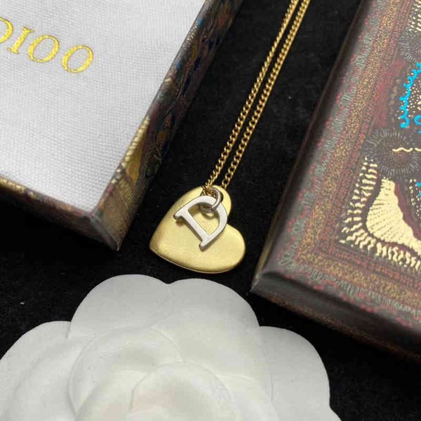 2022 women's fashion all-match high-quality new personality necklace brand wholesale family di glossy love letter trend temperament col, Silver
2022 women's fashion all-match high-quality new personality necklace brand wholesale family di glossy love letter trend temperament col, Silver