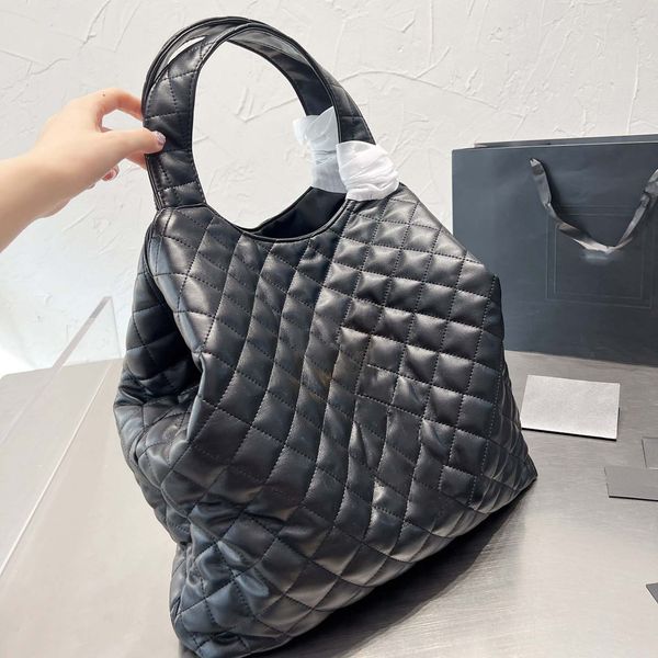bags women luxury design leather shoulder bag shopping bags simple leisure solid color classic large capacity handbag composite handbags
bags women luxury design leather shoulder bag shopping bags simple leisure solid color classic large capacity handbag composite handbags