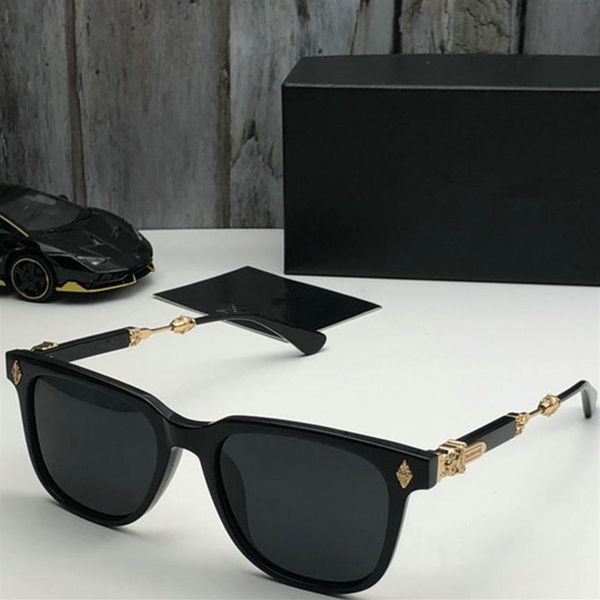 summer style italy brand medusa sunglasses square women men brand designer uv protection sun glasses clear lens and coating lens s2472, White;black
summer style italy brand medusa sunglasses square women men brand designer uv protection sun glasses clear lens and coating lens s2472, White;black