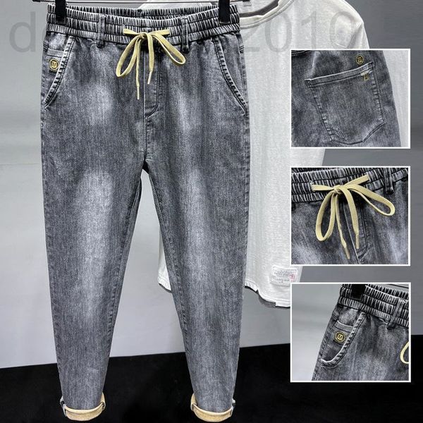 men's jeans designer tether elastic waist spring jeans men's korean version chao brand small foot slim fit cotton embroidered deni, Blue
men's jeans designer tether elastic waist spring jeans men's korean version chao brand small foot slim fit cotton embroidered deni, Blue