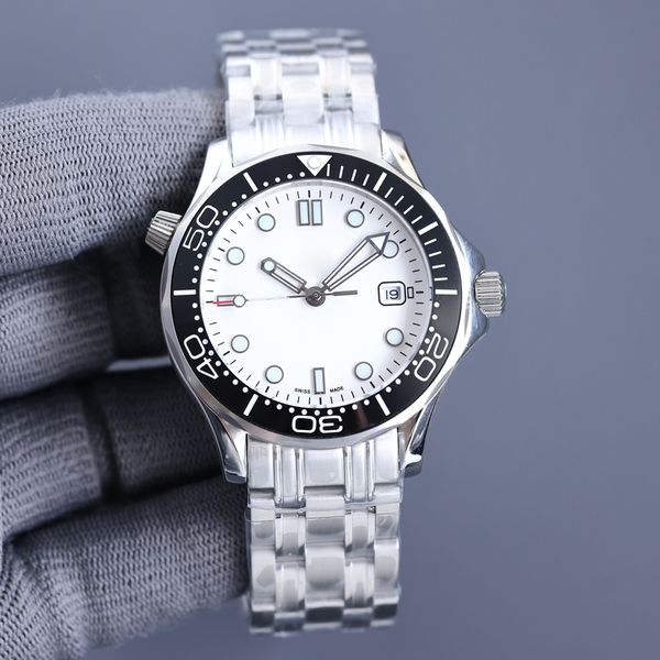 men's watches omg automatic machine movement steel 42mm sapphire mirror, Slivery;brown
men's watches omg automatic machine movement steel 42mm sapphire mirror, Slivery;brown