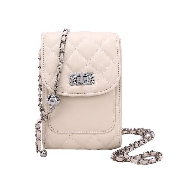 designer crossbody bag with good-quality leather and fashion shoulder bag for women in 4 color 18cm
designer crossbody bag with good-quality leather and fashion shoulder bag for women in 4 color 18cm