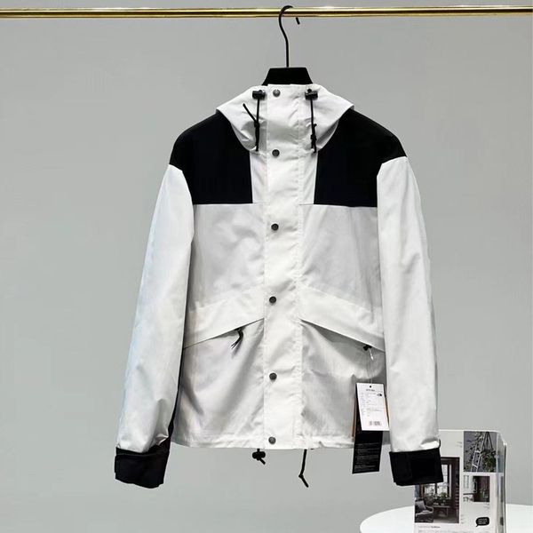 fashion leisure color blocking classic assault jacket winter for men and women same style north jackets with zippers warm windbreak designer, Black;brown
fashion leisure color blocking classic assault jacket winter for men and women same style north jackets with zippers warm windbreak designer, Black;brown