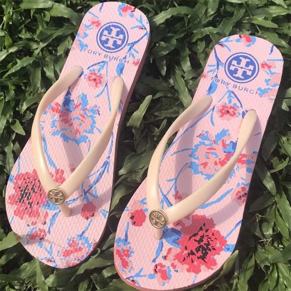 60% off 2022 new summer printed rubber anti-skid wear-resistant flat bottomed seaside resort bathroom wear clip on herringbone slippers, Black
60% off 2022 new summer printed rubber anti-skid wear-resistant flat bottomed seaside resort bathroom wear clip on herringbone slippers, Black