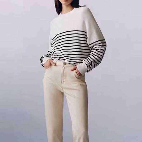 women's sweaters chunyuan spring and summer ultrafine cotton round neck striped sweater knitted blouse women, White;black
women's sweaters chunyuan spring and summer ultrafine cotton round neck striped sweater knitted blouse women, White;black