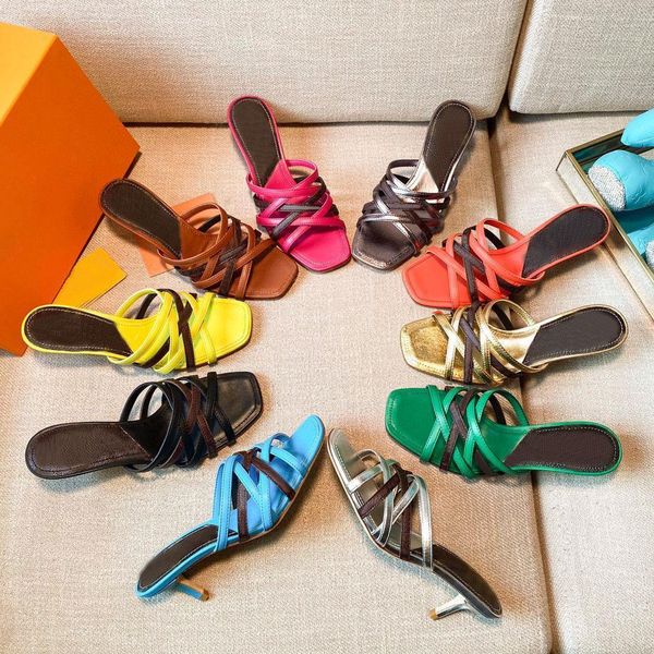 designer luxury women sandal leather low heels sandals summer ladies classic shoes with box size 35-40 lia, Black
designer luxury women sandal leather low heels sandals summer ladies classic shoes with box size 35-40 lia, Black