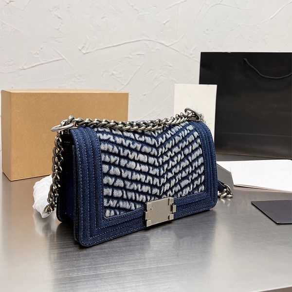 luxury fashion designer bags ladies handbags crossbody purse messenger shoulder chain bags denim wallets large capacity v shape designers ha
luxury fashion designer bags ladies handbags crossbody purse messenger shoulder chain bags denim wallets large capacity v shape designers ha
