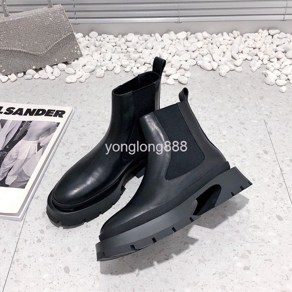 boots jil chelsea short boots women's british style black cow leather thick bottom waterproof platform barrel martin
boots jil chelsea short boots women's british style black cow leather thick bottom waterproof platform barrel martin