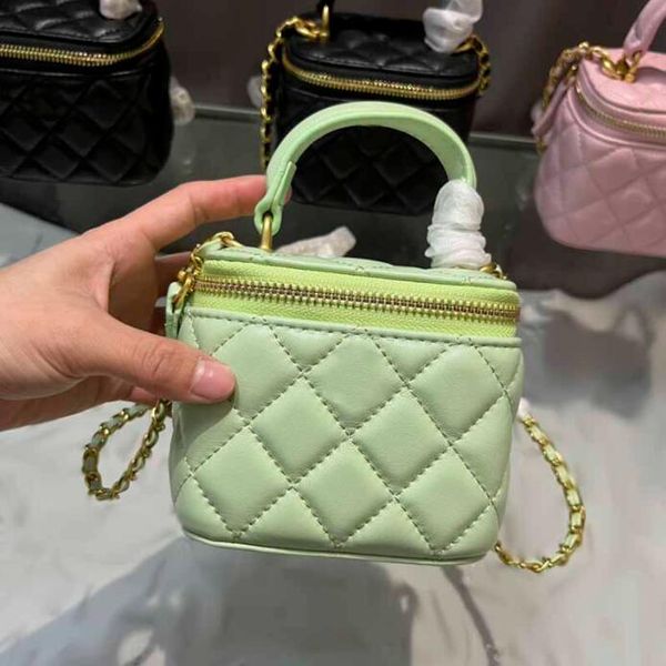 tz women designer bags solid color quality sheepskin tote bag handbag zipper chains leather handle classic handbags diamond quilting crossbo
tz women designer bags solid color quality sheepskin tote bag handbag zipper chains leather handle classic handbags diamond quilting crossbo