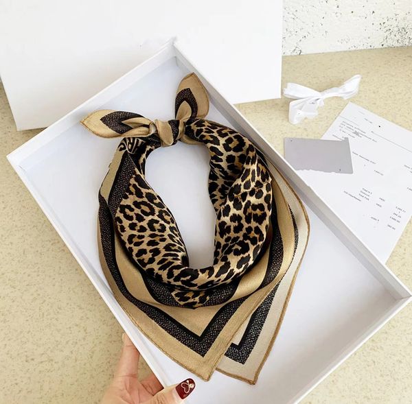 50cm designer d-letters print floral silk scarf headband for women fashion long handle bag scarves paris shoulder tote luggage ribbon head w, Blue;gray
50cm designer d-letters print floral silk scarf headband for women fashion long handle bag scarves paris shoulder tote luggage ribbon head w, Blue;gray