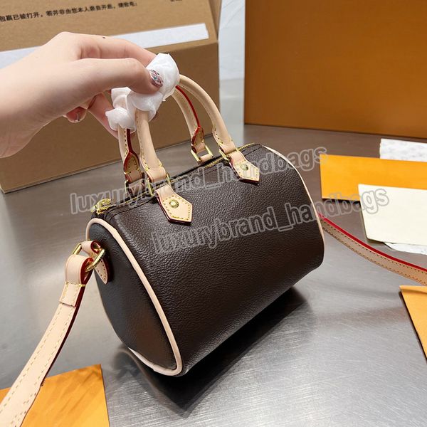 designer bags luxury handbags brand travel tote bag women large capacity shoulder bag leather fashion pillow boston crossbody purses wallet
designer bags luxury handbags brand travel tote bag women large capacity shoulder bag leather fashion pillow boston crossbody purses wallet