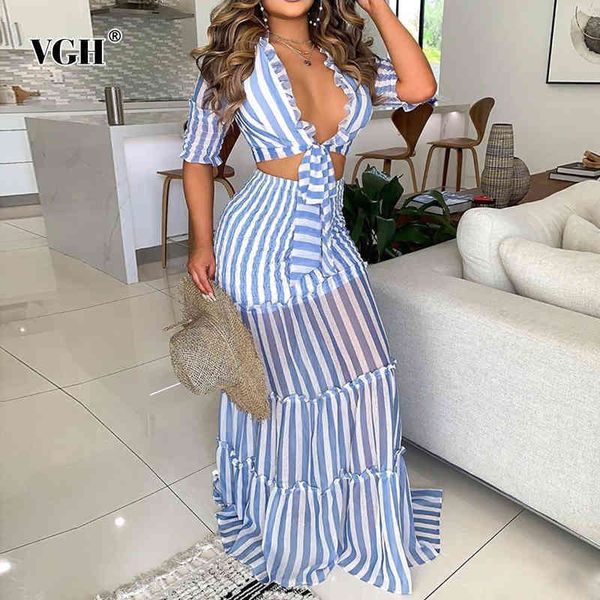 bandage striped two piece set for women v neck lace up short high waist maxi skirts see through female suits 210507, White
bandage striped two piece set for women v neck lace up short high waist maxi skirts see through female suits 210507, White