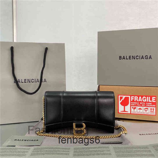 chain bags balengaigas bag cowhide 2022 paris hourglass tofu designers crocodile pattern handbag single shoulder messenger
chain bags balengaigas bag cowhide 2022 paris hourglass tofu designers crocodile pattern handbag single shoulder messenger