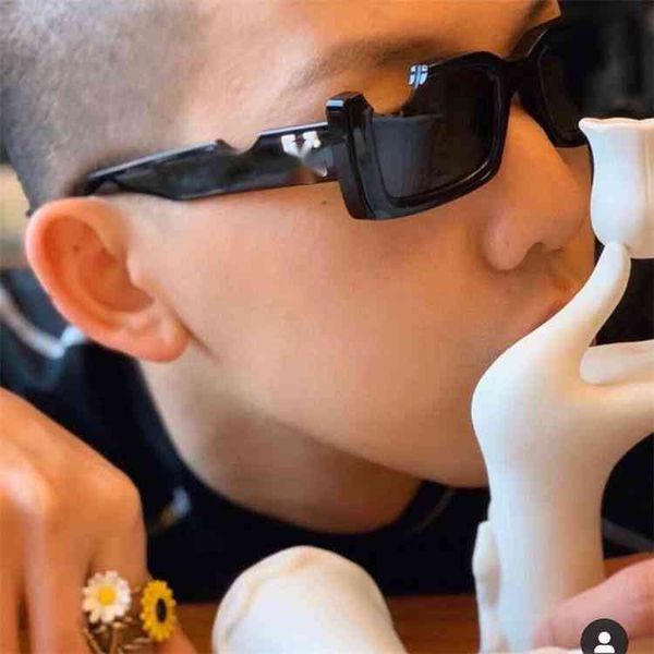 50% discount for factory direct salesoff notched small frame white special-shaped net red star same sunglasses, White;black
50% discount for factory direct salesoff notched small frame white special-shaped net red star same sunglasses, White;black