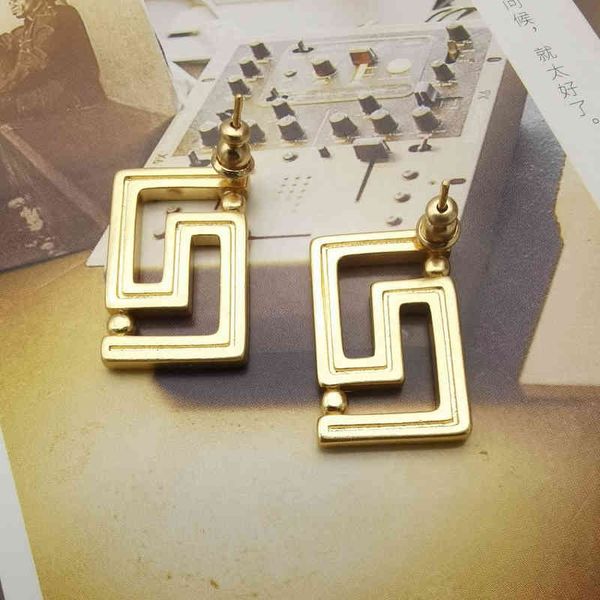new fashion trend jewelry luxury quality designer wholesale fan family women's high-end gold brass earrings, Silver
new fashion trend jewelry luxury quality designer wholesale fan family women's high-end gold brass earrings, Silver