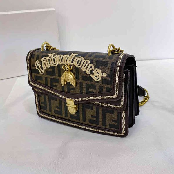 2022 luxury bags bag women's versatile embroidered little bee foreign style generous chain messenger bag
2022 luxury bags bag women's versatile embroidered little bee foreign style generous chain messenger bag