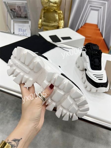 men casual shoes dad sneaker paris fashion womens shoe platform sports trainers strawberry mouse wave mouth tiger print rx220505, Black
men casual shoes dad sneaker paris fashion womens shoe platform sports trainers strawberry mouse wave mouth tiger print rx220505, Black