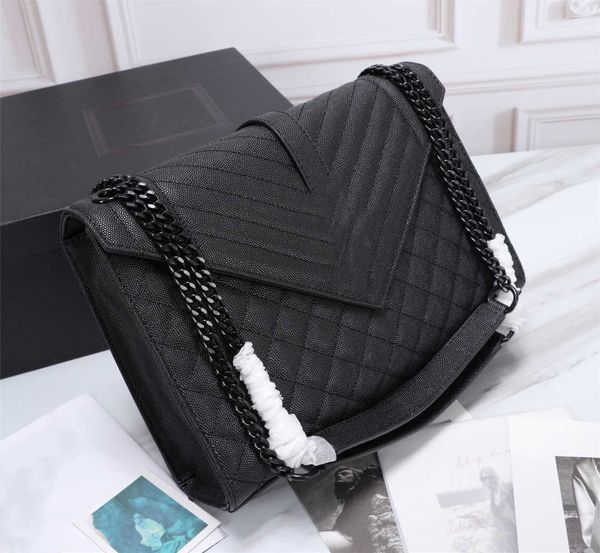 mona_bag 487198 31cm large envelope classic bag in black mixed textured leather calfskin grosgrain lining with dust chain
mona_bag 487198 31cm large envelope classic bag in black mixed textured leather calfskin grosgrain lining with dust chain