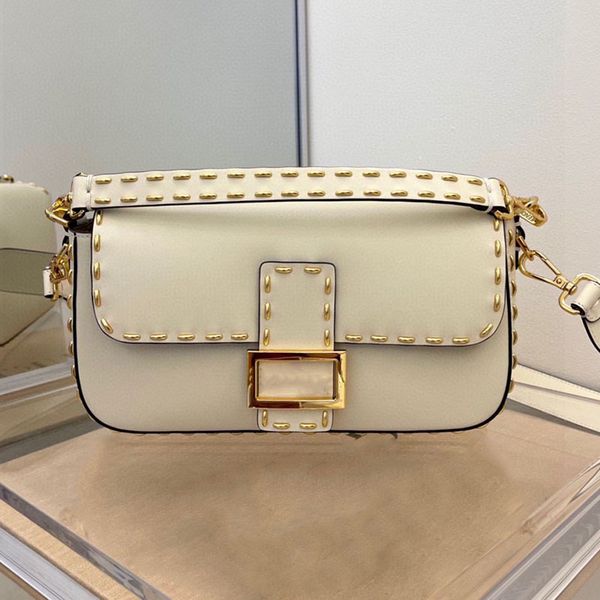 baguette rivet crossbody bag shoulder shopping hobo messenger flap bags handbag purse real leather plain pouch plain fashion letters straps
baguette rivet crossbody bag shoulder shopping hobo messenger flap bags handbag purse real leather plain pouch plain fashion letters straps