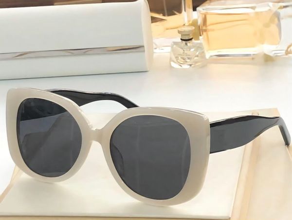 sunglasses for men women summer 0185 style anti-ultraviolet retro plate full frame eyeglasses random box, White;black
sunglasses for men women summer 0185 style anti-ultraviolet retro plate full frame eyeglasses random box, White;black