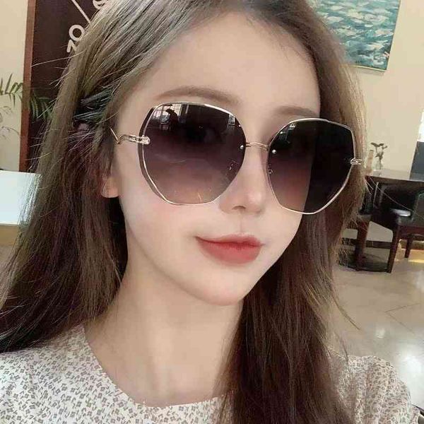 sunglasses fashion trend gradient sunglasses full frame cut edge shows thin face glasses fashion street zqua, White;black
sunglasses fashion trend gradient sunglasses full frame cut edge shows thin face glasses fashion street zqua, White;black