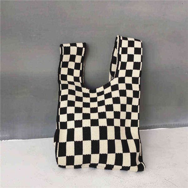 designer plaid knitting women shoulder bag fashion hollow out tote ladies female woven shopper purse lady crossbody handbag chic 220507
designer plaid knitting women shoulder bag fashion hollow out tote ladies female woven shopper purse lady crossbody handbag chic 220507