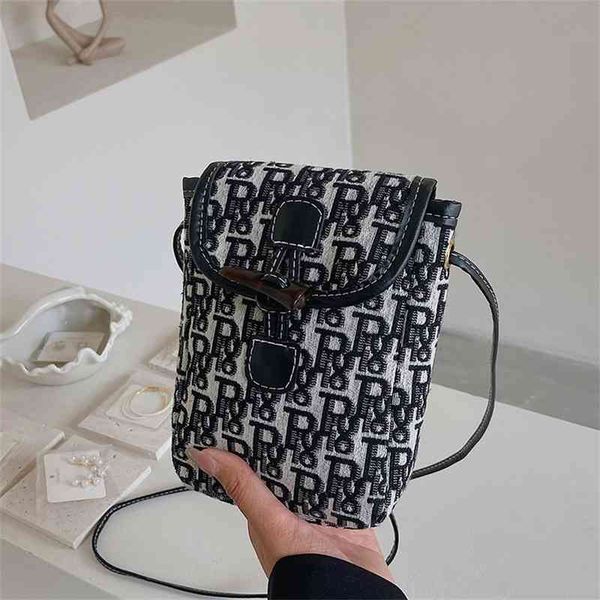 purse design texture portable small bag women's 2022 spring and summer new versatile messenger mobile phone bag outletvs52
purse design texture portable small bag women's 2022 spring and summer new versatile messenger mobile phone bag outletvs52