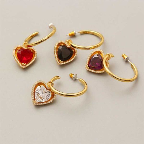 retro love stud earrings diamond-encrusted zircon temperament niche design fashion jewelry luxury earring peach heart ear stud women c3, Golden;silver
retro love stud earrings diamond-encrusted zircon temperament niche design fashion jewelry luxury earring peach heart ear stud women c3, Golden;silver