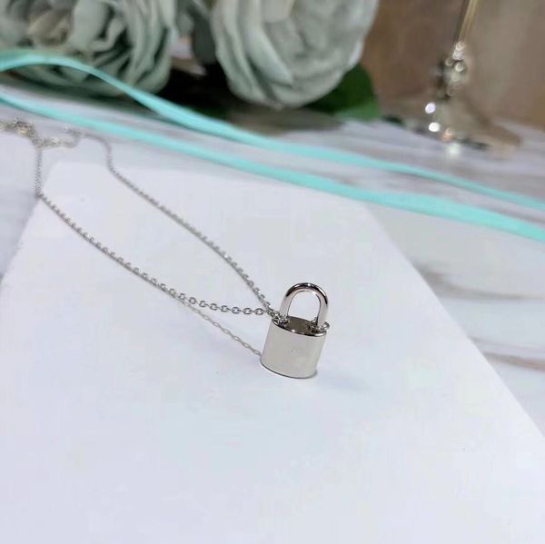 designer necklace for woman exquisite small lady letter lock pendant necklaces fashion style jewelry, Silver
designer necklace for woman exquisite small lady letter lock pendant necklaces fashion style jewelry, Silver