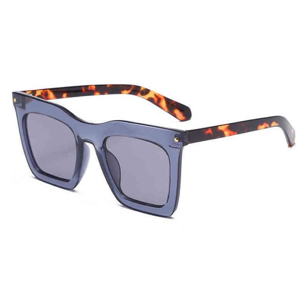 2022 new big face frame strong personality korean street p new black anti ultraviolet sunglass 86392, White;black
2022 new big face frame strong personality korean street p new black anti ultraviolet sunglass 86392, White;black