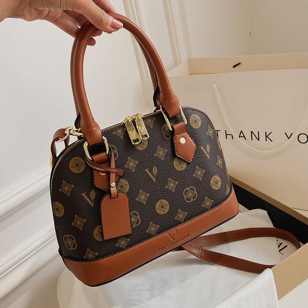 female fashion crossbody bags for women 2022 pu shoulder messenger bag for girl bolsas ladies phone purse elegant shoulder bag
female fashion crossbody bags for women 2022 pu shoulder messenger bag for girl bolsas ladies phone purse elegant shoulder bag