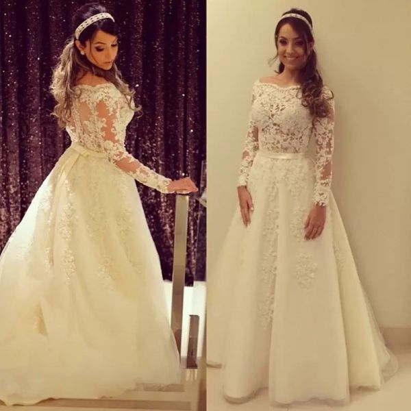 2022 gorgeous lace applique wedding dresses bridal gown long sleeves scalloped covered buttons sweep train custom made tulle beach country v, White
2022 gorgeous lace applique wedding dresses bridal gown long sleeves scalloped covered buttons sweep train custom made tulle beach country v, White