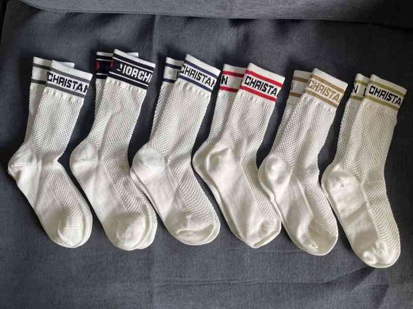 classic fashion womens hosierys brand d's spring summer hollow letter tube sock mercerized wool socks mesh pile calf designers short fe, Black;white
classic fashion womens hosierys brand d's spring summer hollow letter tube sock mercerized wool socks mesh pile calf designers short fe, Black;white