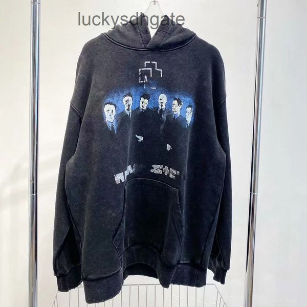 designer brand hoodies ba lencia ga correct version paris german chariot portrait b cross old sweater hat for men women in autumn winter of, Black
designer brand hoodies ba lencia ga correct version paris german chariot portrait b cross old sweater hat for men women in autumn winter of, Black