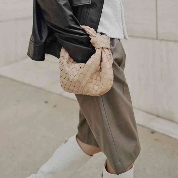 designer handbags bottegav venetas be & woven bag women's dumpling jodie knot holding cloud small minority high sense ryek
designer handbags bottegav venetas be & woven bag women's dumpling jodie knot holding cloud small minority high sense ryek