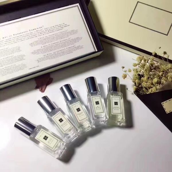 in stock design famous men fragrance perfume london 9ml*5pcs set kit suit spray women portable fragrance long lasting gentleman amazing smel
in stock design famous men fragrance perfume london 9ml*5pcs set kit suit spray women portable fragrance long lasting gentleman amazing smel