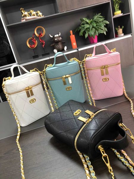 luxurys quilted chain bag purses cosmetic case vintage leather backpacks women designers messenger bags crossbody shoulder pack shopper make
luxurys quilted chain bag purses cosmetic case vintage leather backpacks women designers messenger bags crossbody shoulder pack shopper make
