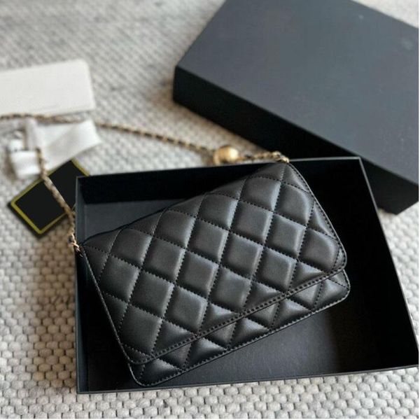 tz 2022 france womens calfskin card holder purse bag classic mini flap quilted gold crush ball metal hardware matelasse chain crossbody outd
tz 2022 france womens calfskin card holder purse bag classic mini flap quilted gold crush ball metal hardware matelasse chain crossbody outd