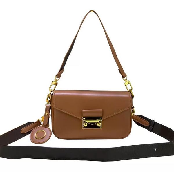 designer shoulder bag classic women crossbody handbags luxury lady tote purse genuine leather design lock female chain hand bags fashion wom
designer shoulder bag classic women crossbody handbags luxury lady tote purse genuine leather design lock female chain hand bags fashion wom