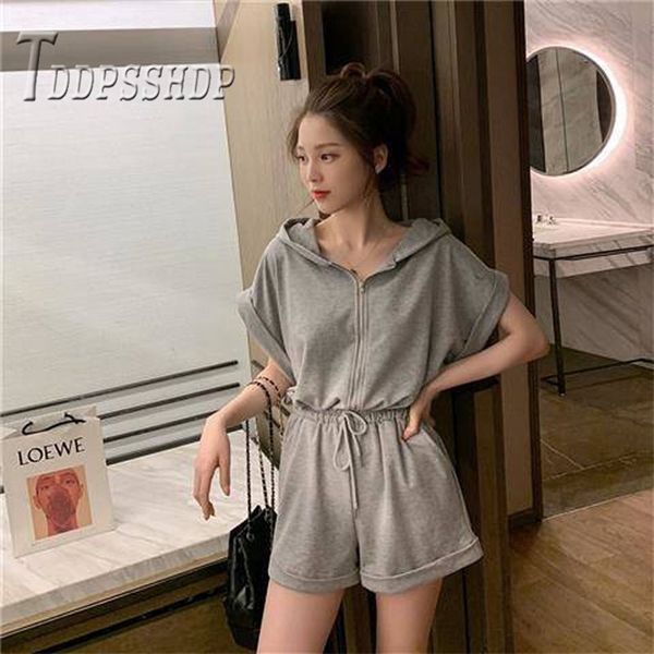 2019 summer korean women jumpsuit grey and black color female playsuit t200704, Black;white
2019 summer korean women jumpsuit grey and black color female playsuit t200704, Black;white
