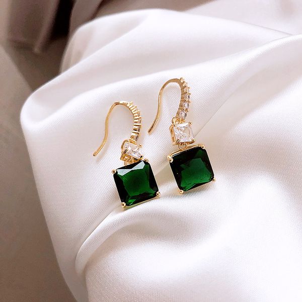simple emerald square gemstone elegant retro earrings female baroque style goddess personalized eardrop, Golden
simple emerald square gemstone elegant retro earrings female baroque style goddess personalized eardrop, Golden