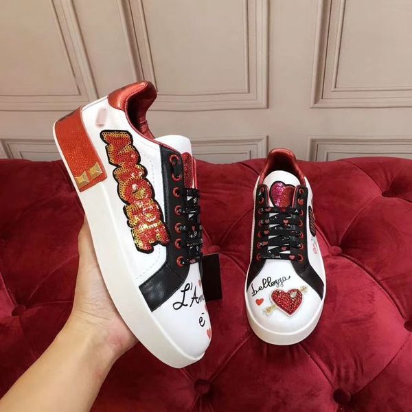 2022the man arrival casual shoes white black red fashion mens women leather breathable shoes open low sports sneakers hc191005 adadasdadaw, Red;white
2022the man arrival casual shoes white black red fashion mens women leather breathable shoes open low sports sneakers hc191005 adadasdadaw, Red;white