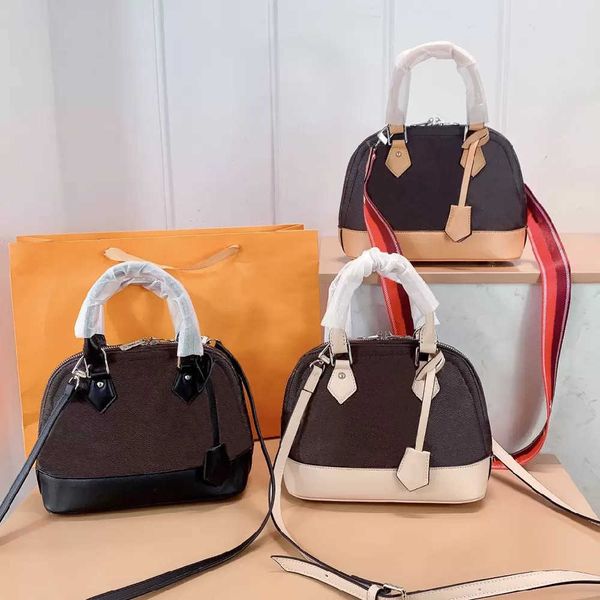 classic style m53152 alma bb shell clutch women genuine leather designer canvas messenger purse crossbody shoulder bag handbag bottom studs
classic style m53152 alma bb shell clutch women genuine leather designer canvas messenger purse crossbody shoulder bag handbag bottom studs