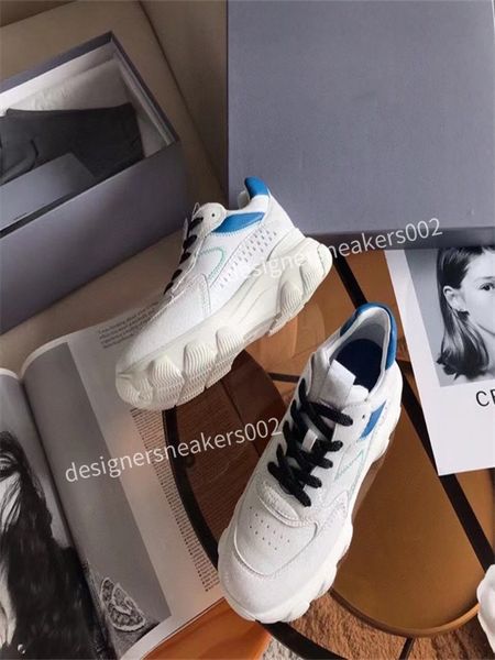 2022 mens women luxurys designers shoes white printed calf leather casual shoe trainers pink blue runner rx220413, Black
2022 mens women luxurys designers shoes white printed calf leather casual shoe trainers pink blue runner rx220413, Black