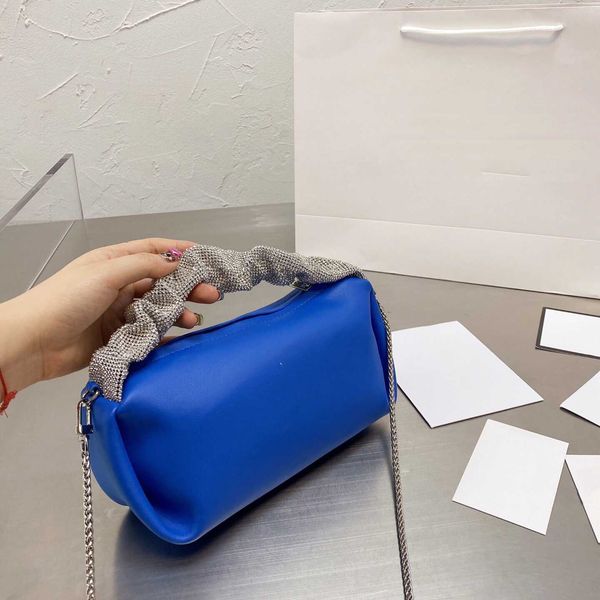 senior women luxury design shining crystal bag banquet clutch bags princess style delicate shoulder package party handbag high quality
senior women luxury design shining crystal bag banquet clutch bags princess style delicate shoulder package party handbag high quality
