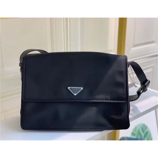 re nylon new postman bag leisure messenger large flip for men and women purses_yj78
re nylon new postman bag leisure messenger large flip for men and women purses_yj78