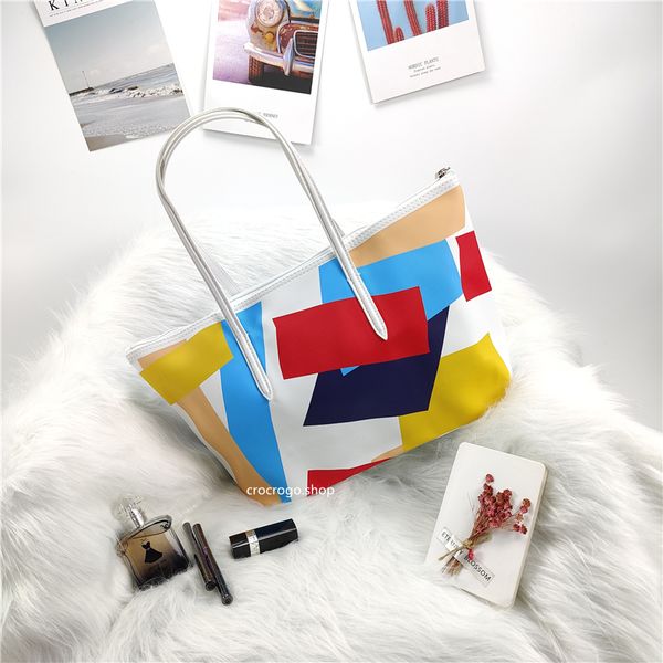 fashion brand designer women waterproof printed shoulder handbag tote bag large capacity travel shopping cosmetics beach bag
fashion brand designer women waterproof printed shoulder handbag tote bag large capacity travel shopping cosmetics beach bag