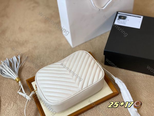 2022 brand designer ladies tassel camera bag wave pattern shoulder bag large capacity cosmetic bags n wallet
2022 brand designer ladies tassel camera bag wave pattern shoulder bag large capacity cosmetic bags n wallet